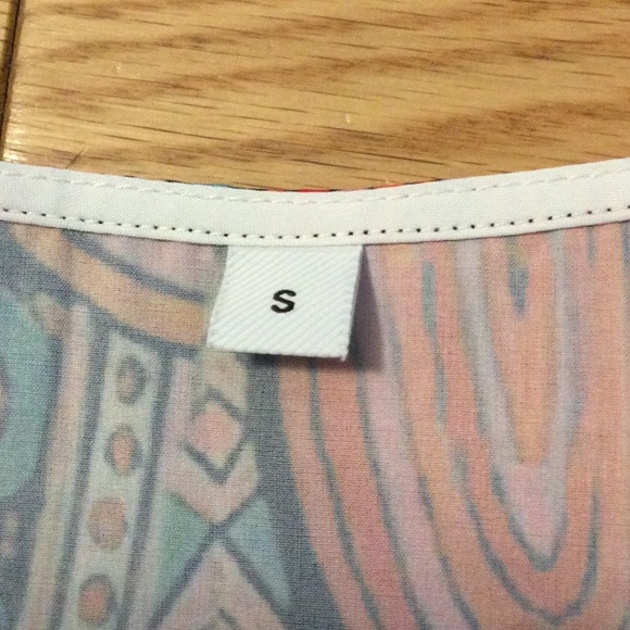 S Multi-colored whimsical dress with 3 tiered bell sleeves - Picture 14 of 14